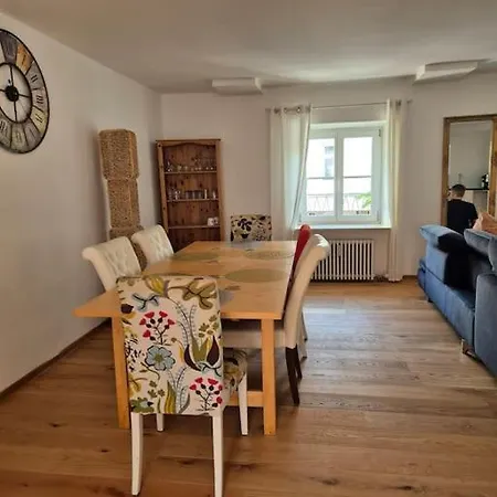 Ferienwohnung Jelen 科尔伯莫尔